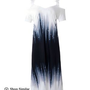 Polyester cotton material, Ombré, tie dyed, contrast last shoulder.